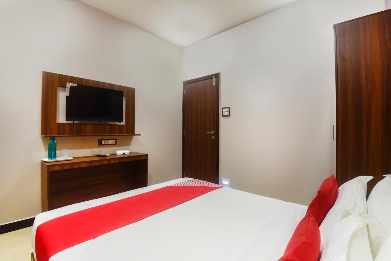 Hotel Blue Sky Residency Bombaj Zewnętrze zdjęcie