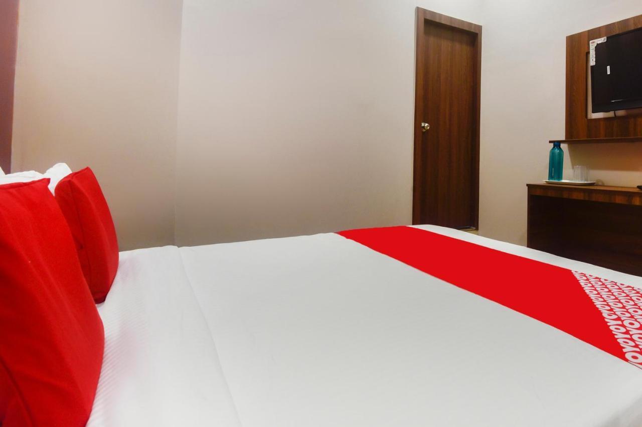 Hotel Blue Sky Residency Bombaj Zewnętrze zdjęcie