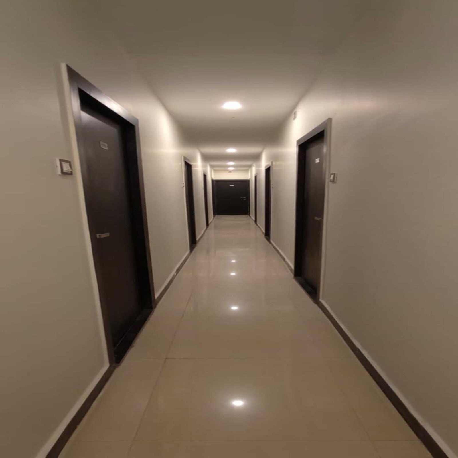 Hotel Blue Sky Residency Bombaj Zewnętrze zdjęcie
